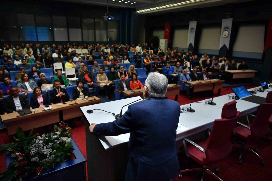 Başkan Büyükkılıç: "ya Öğrenen Ol, Ya Öğreten Ol"