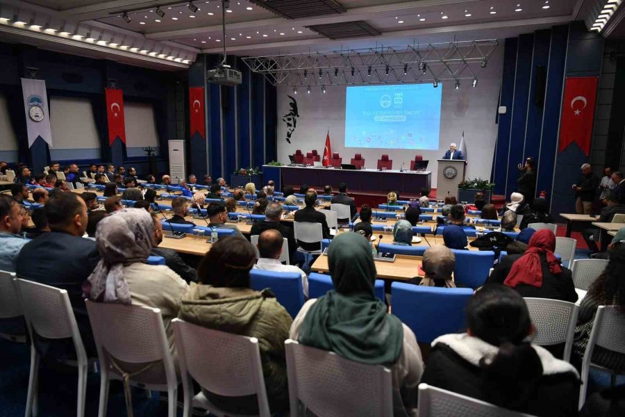 Başkan Büyükkılıç: "ya Öğrenen Ol, Ya Öğreten Ol"