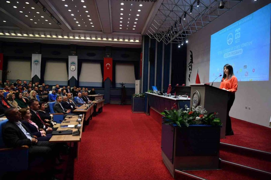 Başkan Büyükkılıç: "ya Öğrenen Ol, Ya Öğreten Ol"