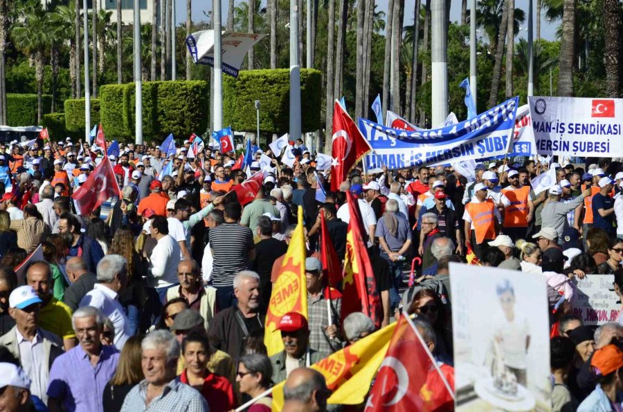 Mersin’de 1 Mayıs Coşkuyla Kutlandı