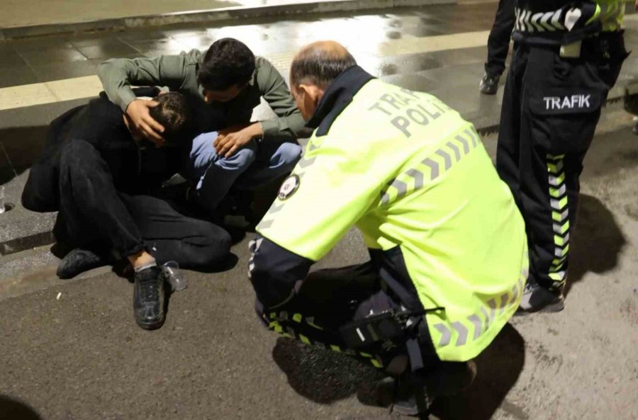 Yasal Sınırın 9 Kat Üzeri Alkol Alan Sürücünün "dişim Ağrıyor" Feryadı