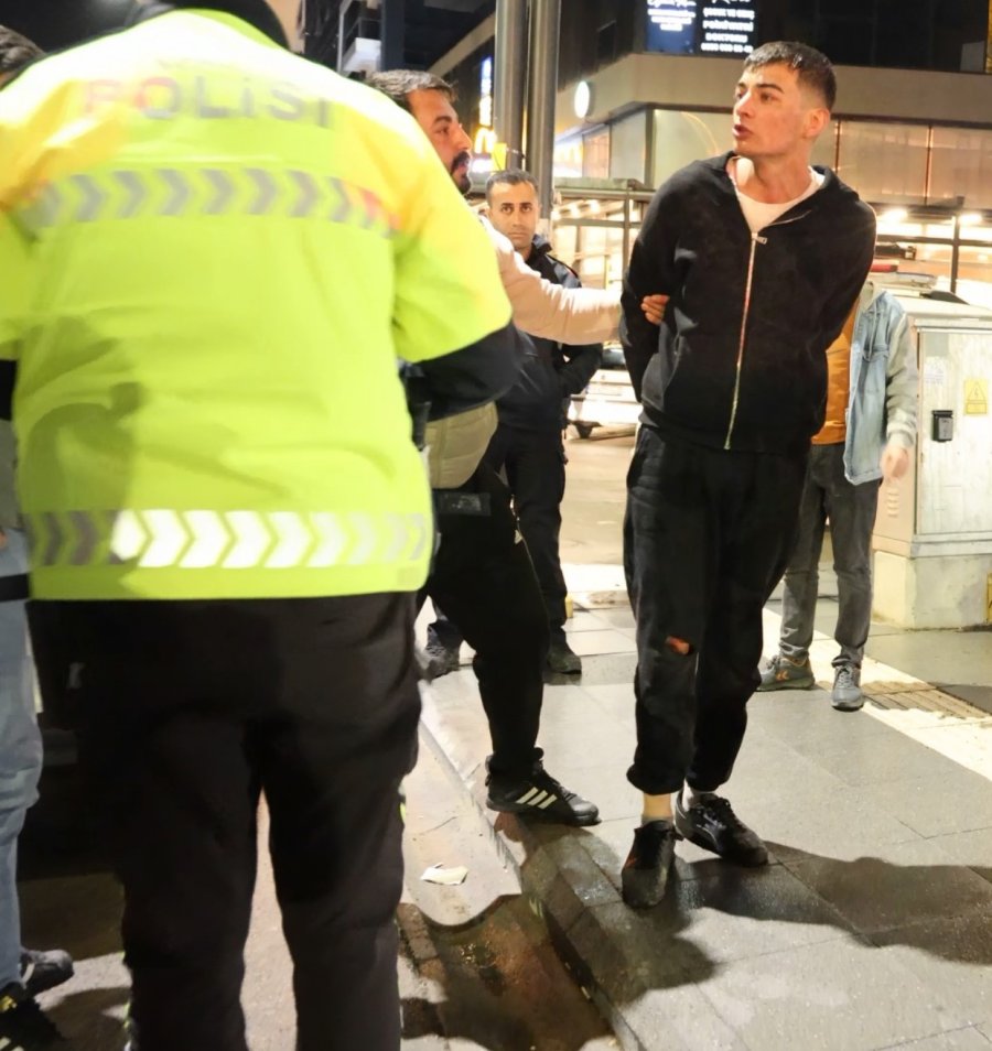 Yasal Sınırın 9 Kat Üzeri Alkol Alan Sürücünün "dişim Ağrıyor" Feryadı