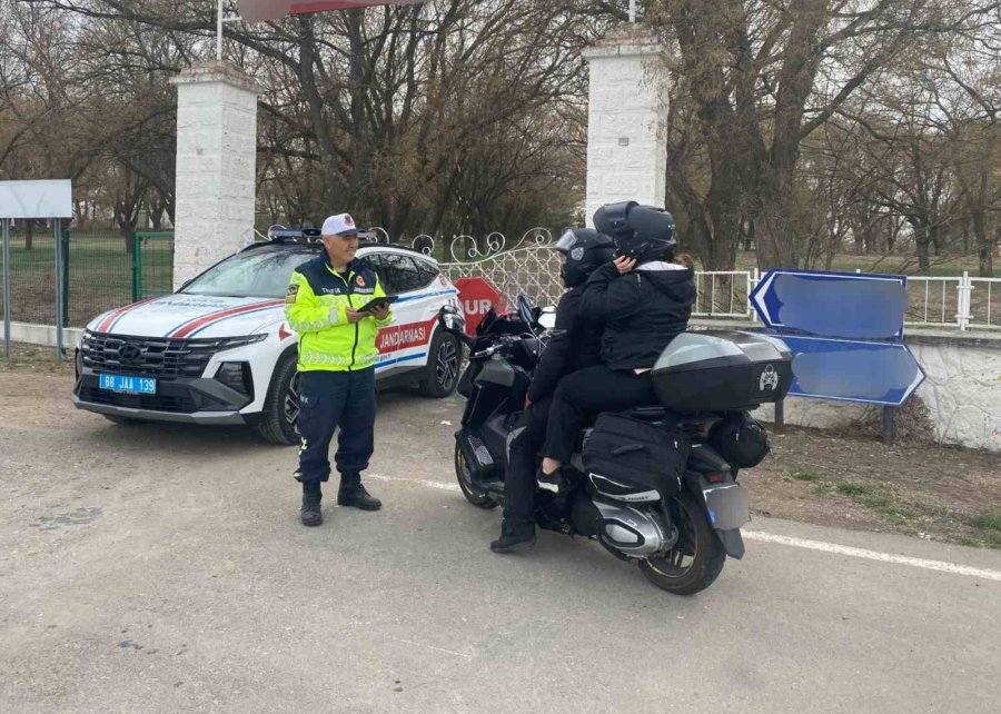 Motosiklet Kazalarına Jandarmadan Eğitimli Mücadele