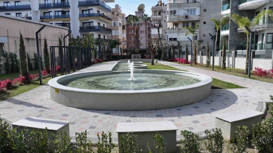 Alanya’da Süs Havuzları Yaz Sezonuna Hazırlanıyor