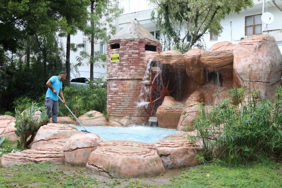 Alanya’da Süs Havuzları Yaz Sezonuna Hazırlanıyor