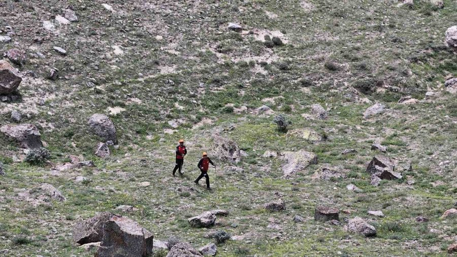 "ava Gidiyorum" Diye Evden Ayrılan Gencin Cansız Bedenine Ulaşıldı