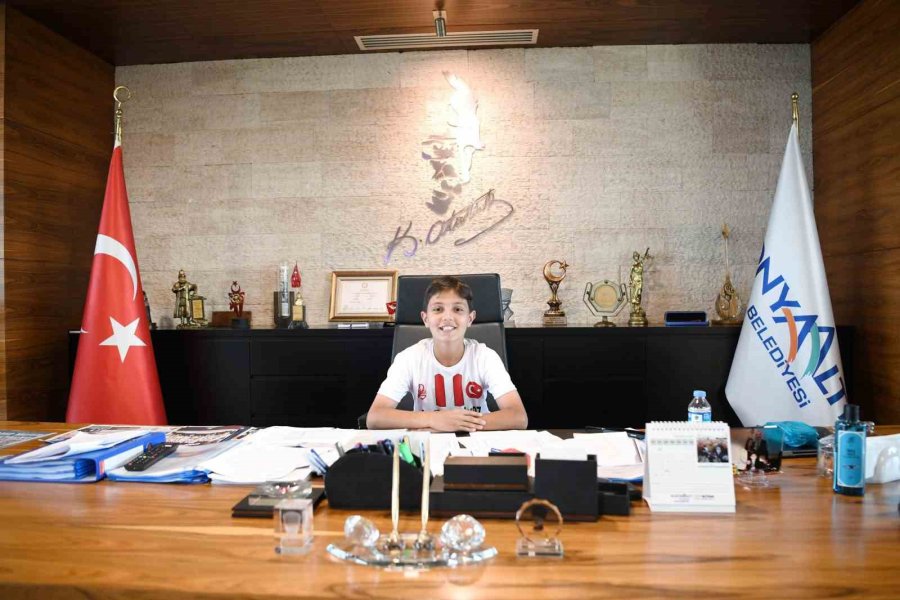 Başkan Kotan Şampiyon Sporcuları Ağırladı