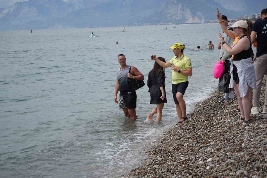 Uluslararası Açık Su Yüzme Yarışı X-waters Antalya’da Gerçekleşti