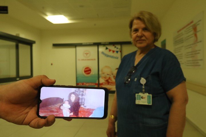 Kaynanasının Eline Doğduğunu Kız İsteme Merasiminde Fark Etti