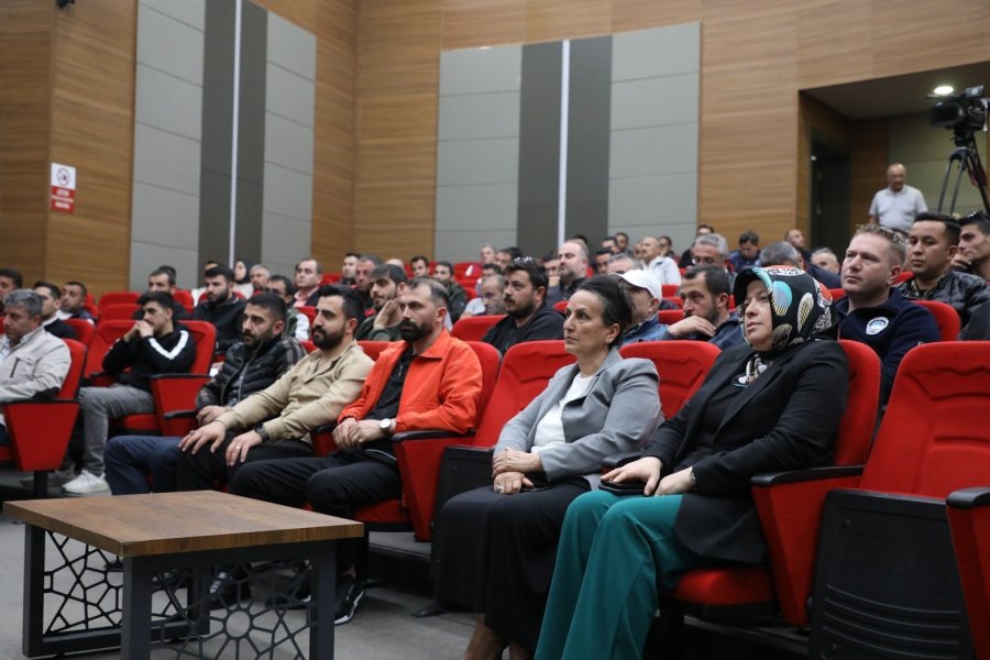 Melikgazi Personeline Trafik Güvenliği Eğitimi Verildi