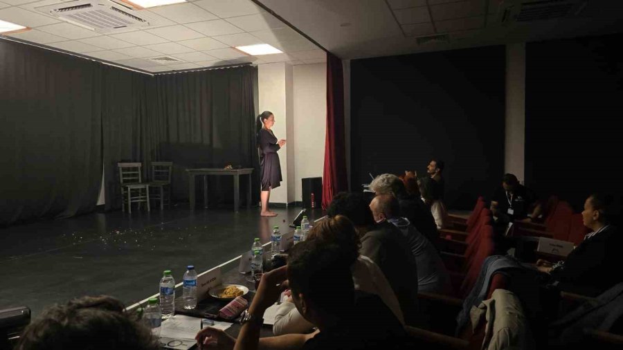 Mersin Büyükşehir Belediyesi Sanatçı Kadrosunu Genişletiyor