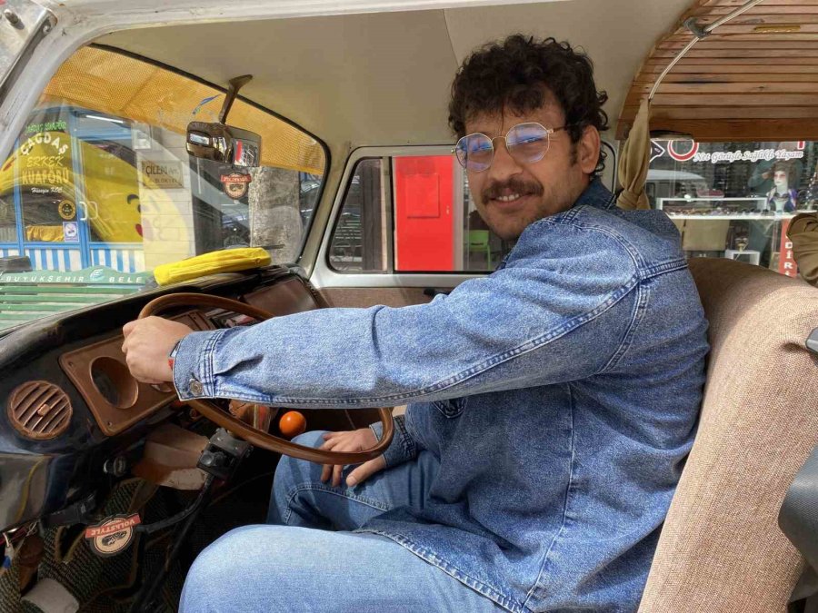 Deprem Sonrası Antakya’dan Eskişehir’e Geldiği Minibüsü Karavana Çevirdi