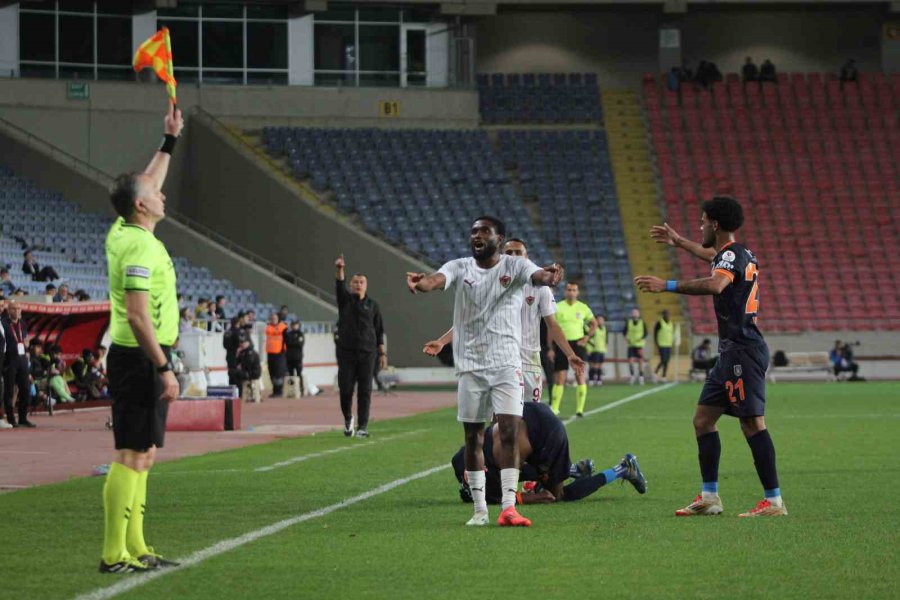 Trendyol Süper Lig: Atakaş Hatayspor: 2 - Başakşehir: 4 (maç Sonucu)