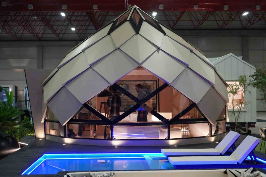 Antalya’da Akıllı Evler Doğayla Buluştu, Fuar Ziyaretçileri Hayran Kaldı