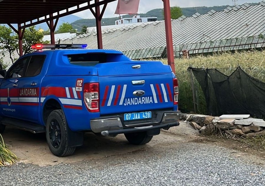 Gazipaşa’da 2 Çocuk Babası Depo İçerisinde Ölü Bulundu