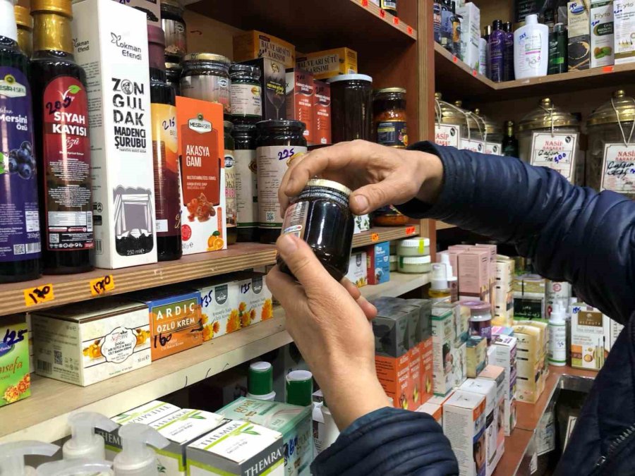 Hava Değişkenliği Eskişehirlileri Aktarlara Yöneltti