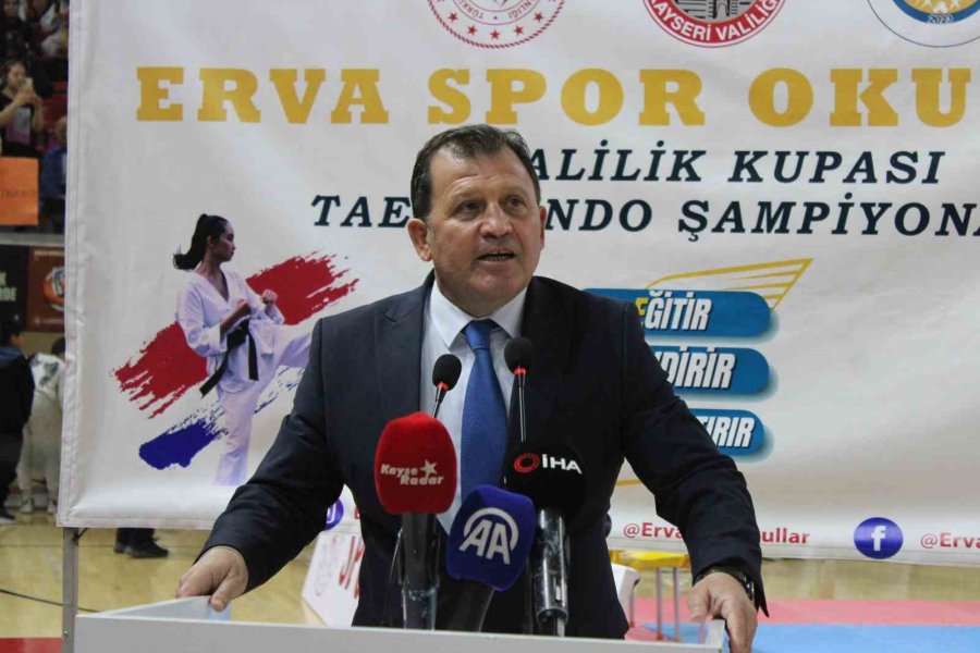 Erva Spor Okulları 2. Valilik Kupası Taekwondo Şampiyonası Yapıldı