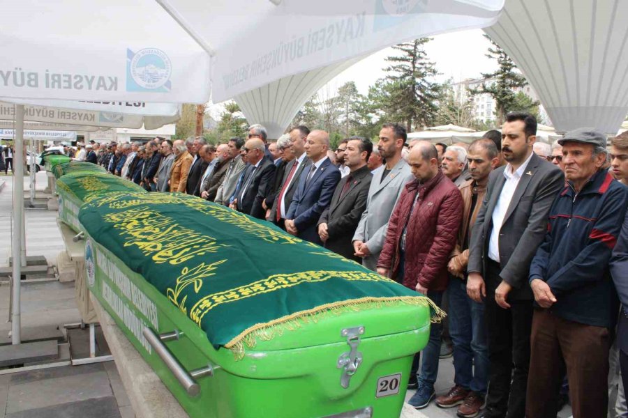 Kocasinan Belediye Meclis Üyesi Özkan Son Yolculuğuna Uğurlandı