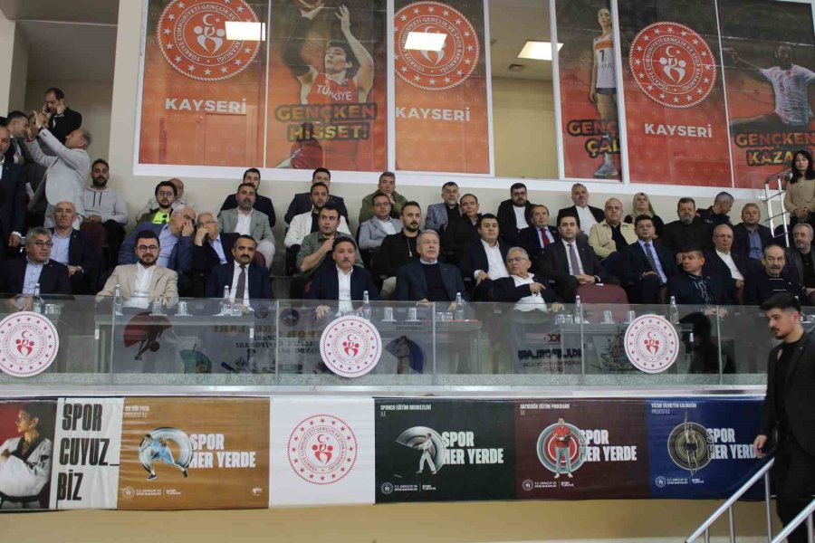 Erva Spor Okulları 2. Valilik Kupası Taekwondo Şampiyonası Yapıldı