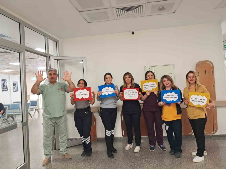 El Hijyenine Dikkat Çektiler