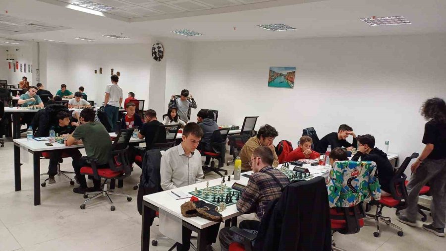 ‘mayıs Ayı Elo Satranç Turnuvası’ Tamamlandı