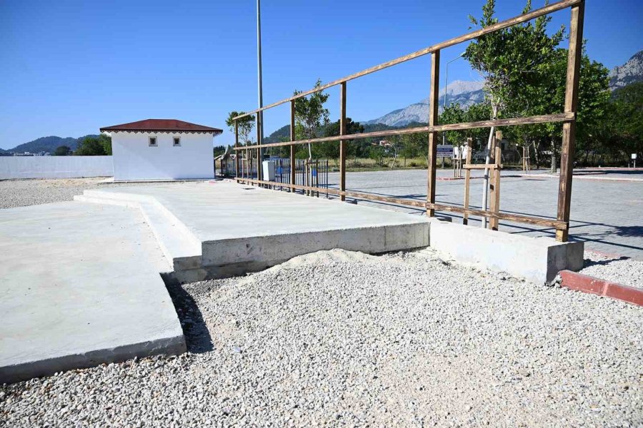 Başkan Topaloğlu İlçe Genelindeki Çalışmaları Denetledi