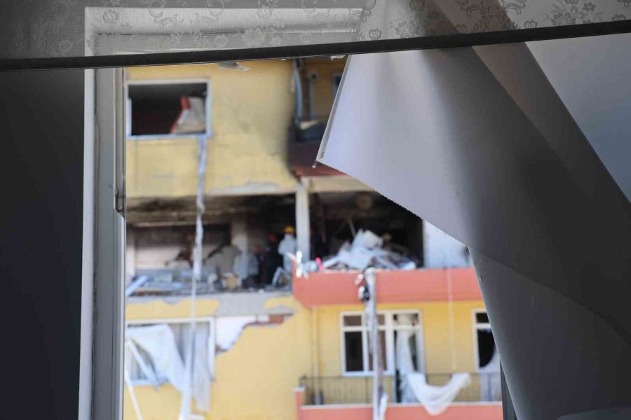 Doğalgaz Patlamasının Şiddeti Gündüz Ortaya Çıktı