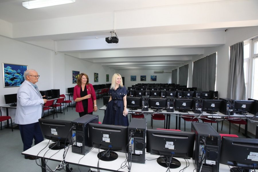 Akdeniz Üniversitesi’nde Nesilden Nesile Eğitim Desteği