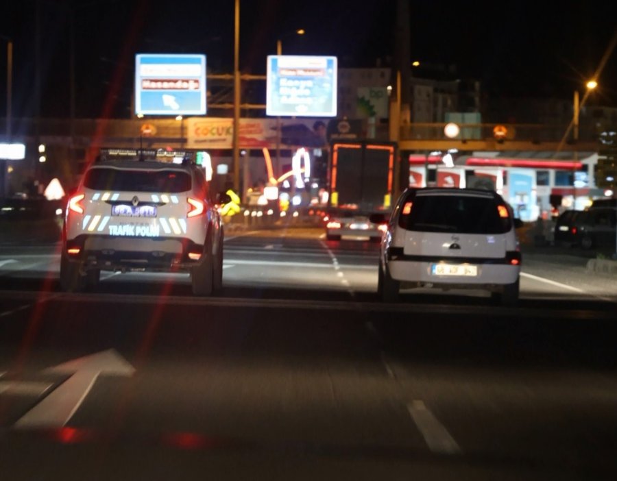 Film Sahnelerini Aratmayan Kovalamaca Nefesleri Kesti