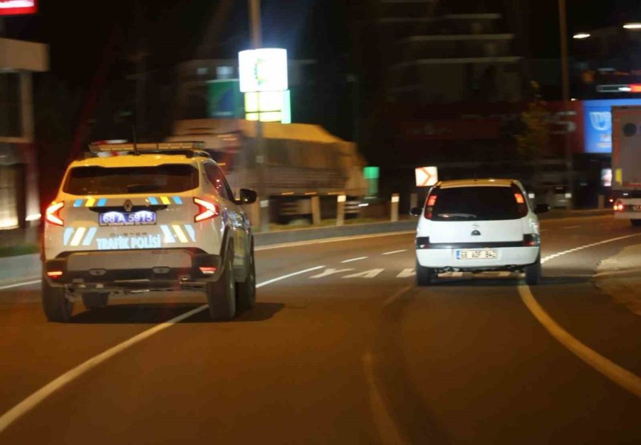 Film Sahnelerini Aratmayan Kovalamaca Nefesleri Kesti