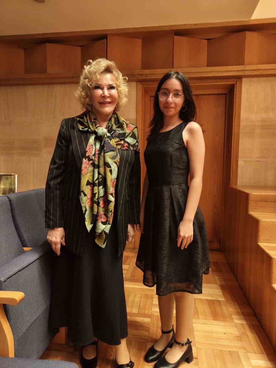 Büyükşehir’in Piyanistleri Ankara’dan Ödülle Döndü