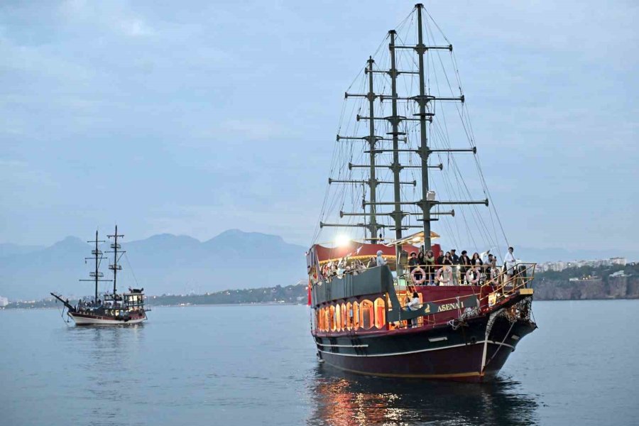 Dilekler Akdeniz’in Maviliklerine Uğurlandı