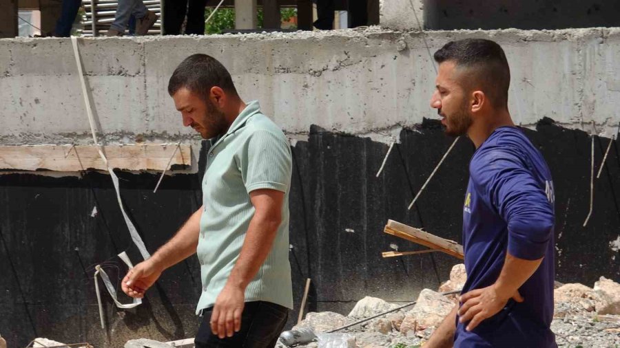 2 Ay Önce Nişanlanan İnşaat İşçisi İlk İş Gününde Hayatını Kaybetti