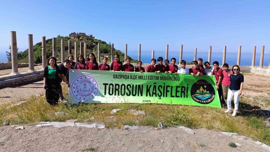 Öğrenciler Tarihe Yolculuk Etti