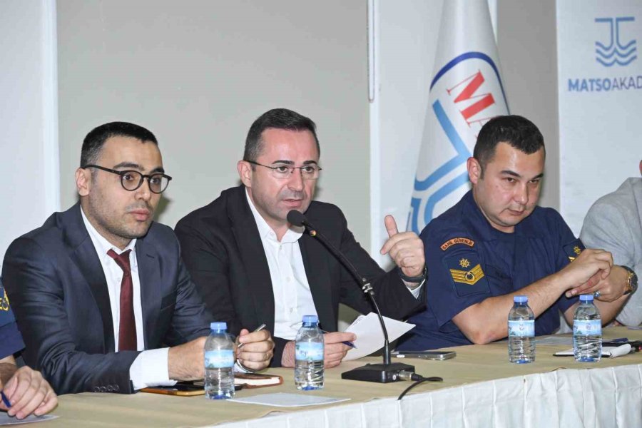 Manavgat’ta Deniz Ve Irmak Turizmi İçin Güvenlik Toplantısı Düzenlendi