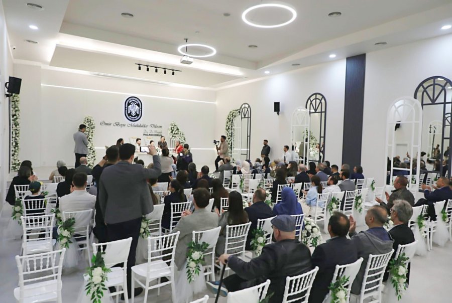 Melikgazi Belediyesi’nde 1 Günde 60 Nikah Gerçekleşti