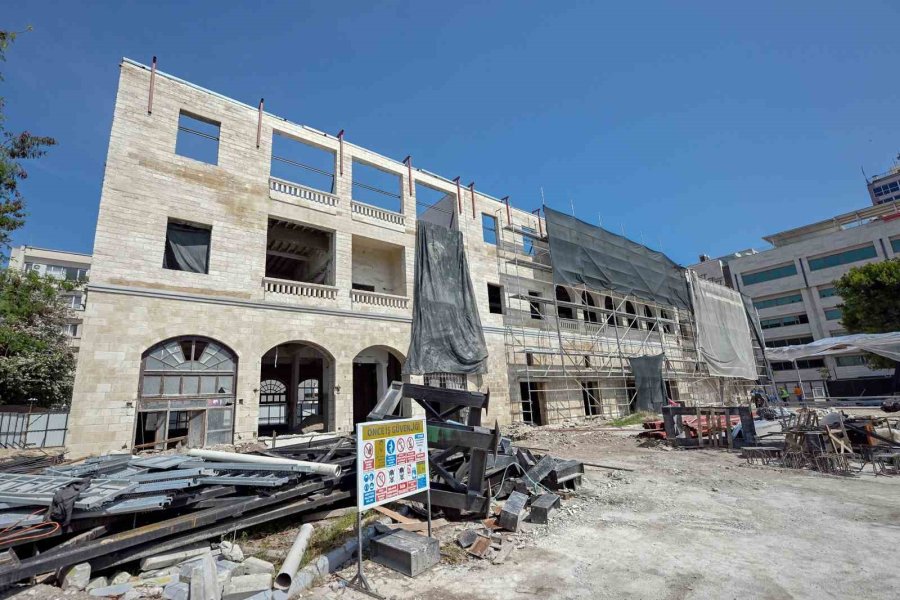 Mersin’in Hafızası Taş Bina, Kent Müzesi’ne Dönüşüyor