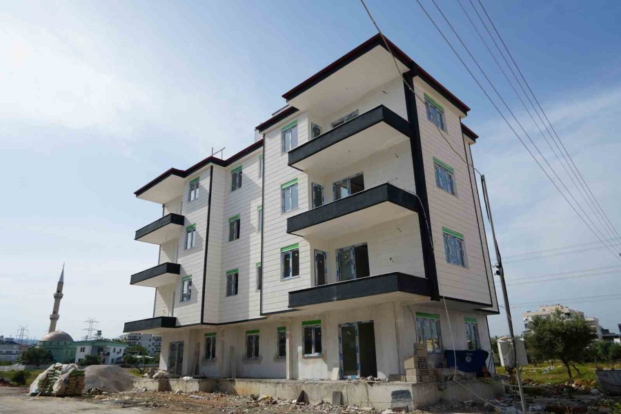 İş Görüşmesi İçin Gittiği Şantiye Önünde Ölü Bulundu