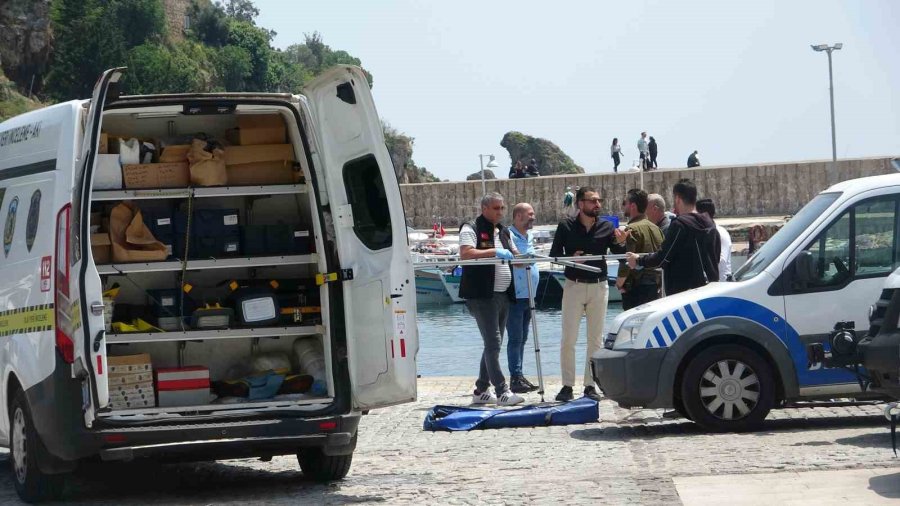 Antalya’da Denizde Bir Kişinin Cansız Bedeni Bulundu