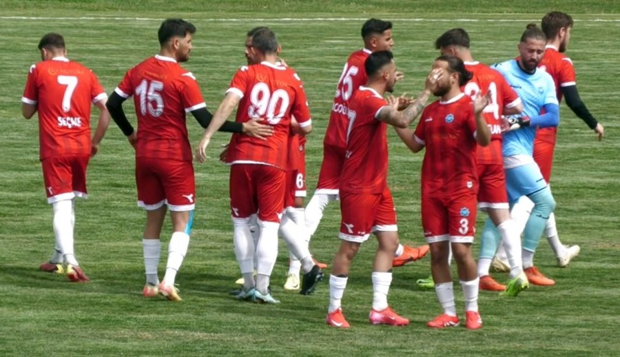 Develigücü’nde ’play-off’ Üzüntüsü