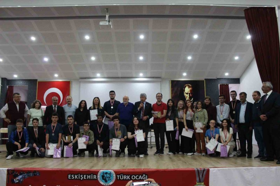 ‘2025 Millî Kültür Bilgi Yarışmaları’ Muhteşem Finalle Gerçekleşti