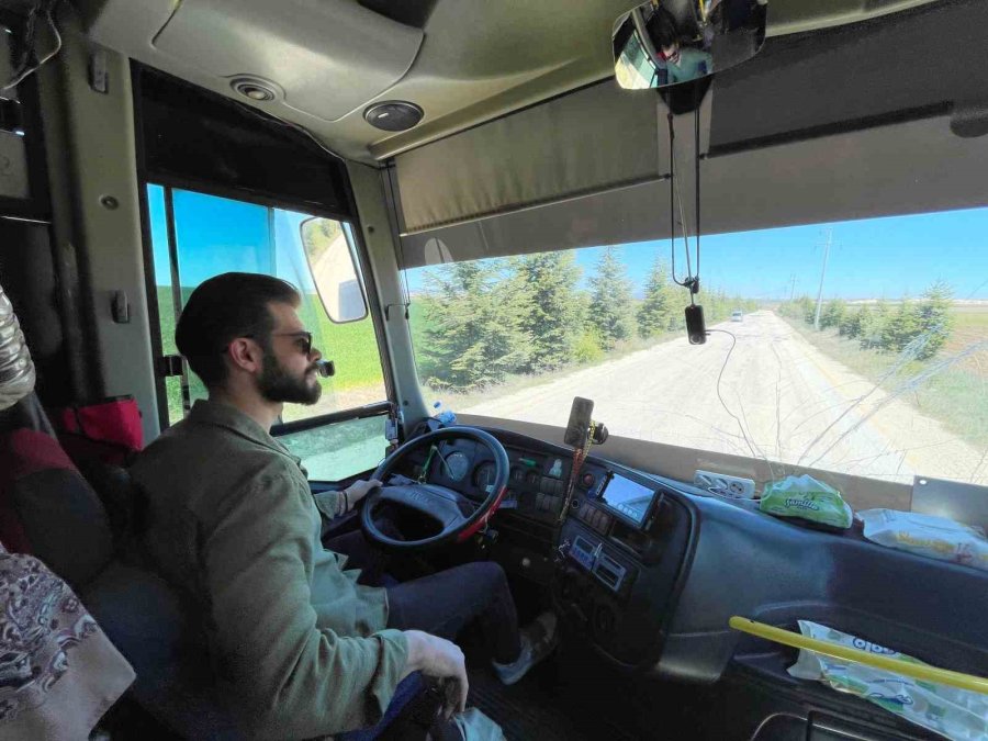 Marketini ’sırtına’ Sarıp Köyleri Gezmeye Başladı; "o Olmasa Aç Kalırız"