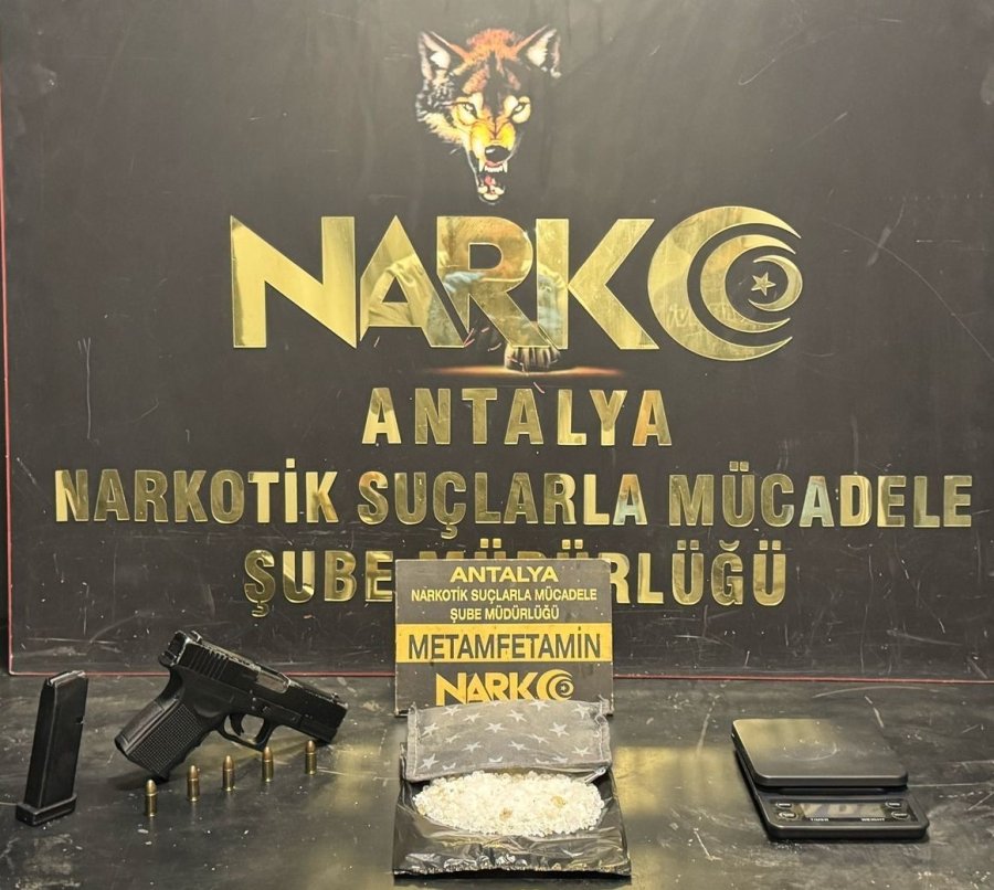 Antalya’da Uyuşturucu Operasyonlarında 13 Kişi Tutuklandı