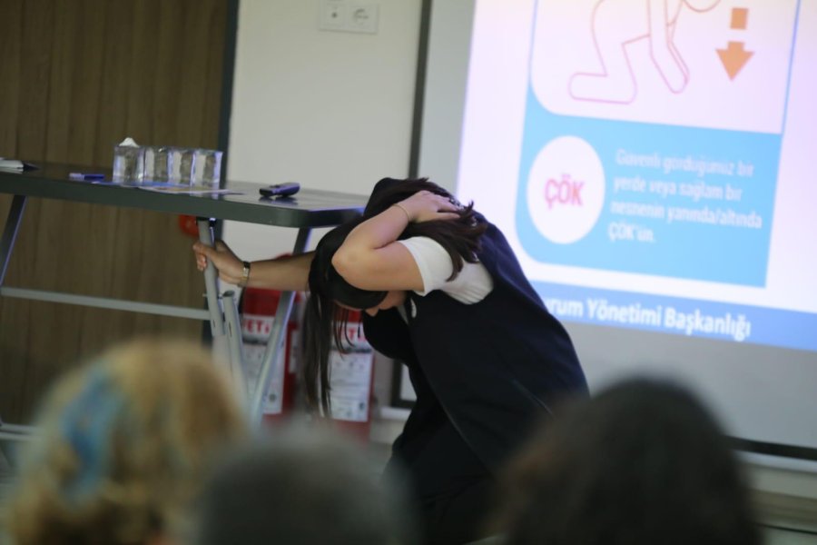 Kepez’in 68 Mahallesinde "afet Farkındalık" Seferberliği Başladı