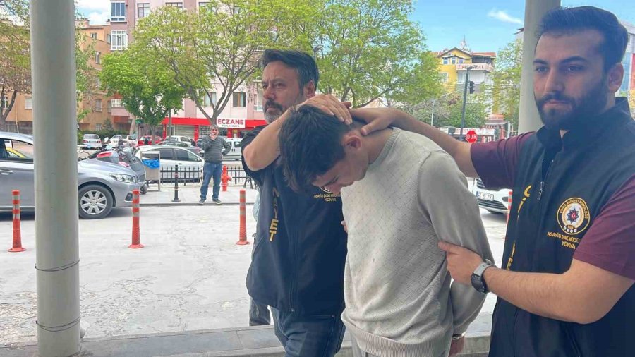 Tartıştığı Kişiyi Kafasından Taşla Yaraladı