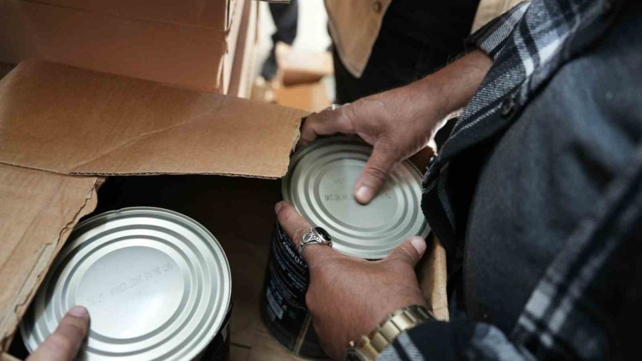 Alanya’da Toptan Gıda Deposunda Sahte Etiketleme Yapan Firma Mühürlendi