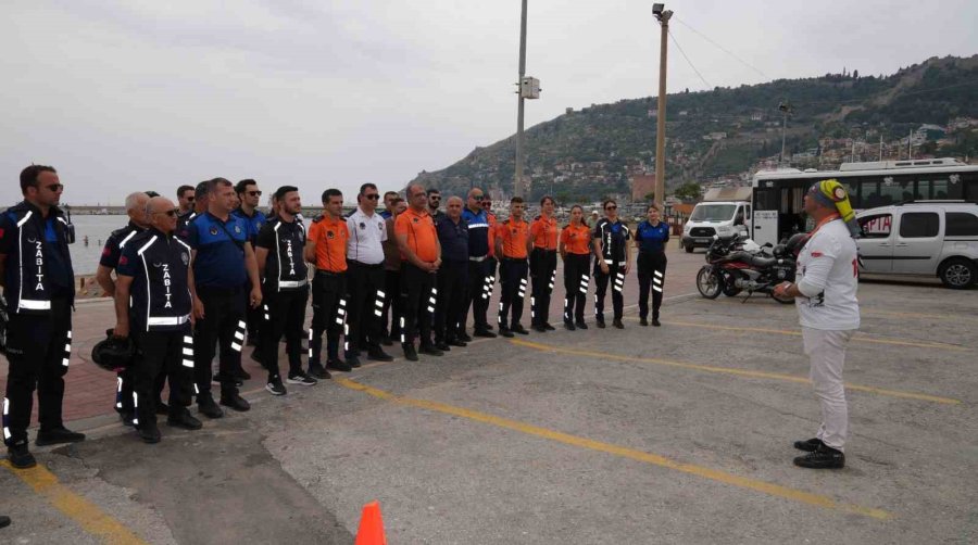 Alanya Zabıta Personeline Güvenli Sürüş Eğitimi