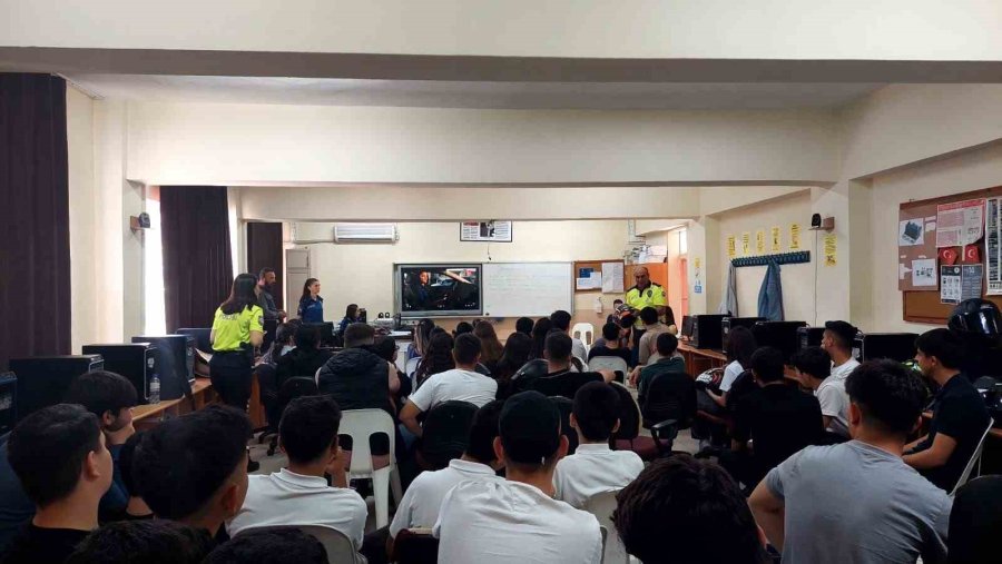 Gazipaşalı Gençlere Kaskın Önemi Anlatıldı