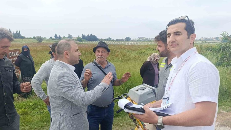 Mahkemeyi Kazanan Arazi Sahipleri Turizm Yolunu Kazıp Araç Trafiğine Kapattı