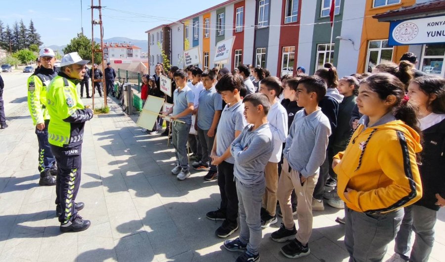 Hüyük’te Karayolu Trafik Haftası Etkinlikleri